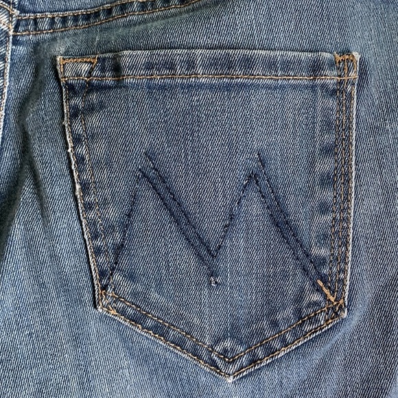 mother‎ High Waisted Looker Jeans in Gift Wrap Wash - Picture 6 of 7